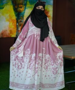 Alternative view of Gown 004