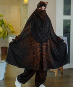 Alternative view of khimar set 01